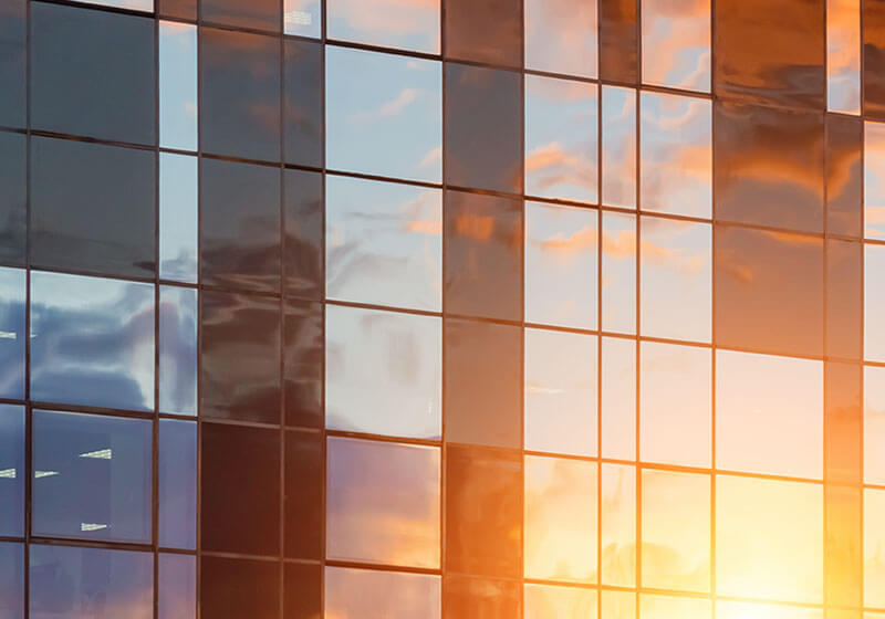 UV- und Sonnenschutz Folie – Fensterfassade. Produziert von Obornik Werbetechnik aus Hildesheim